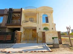 5 Marla Beautiful A Plus Solid Constructed House For Sale. In Park View City Lahore.