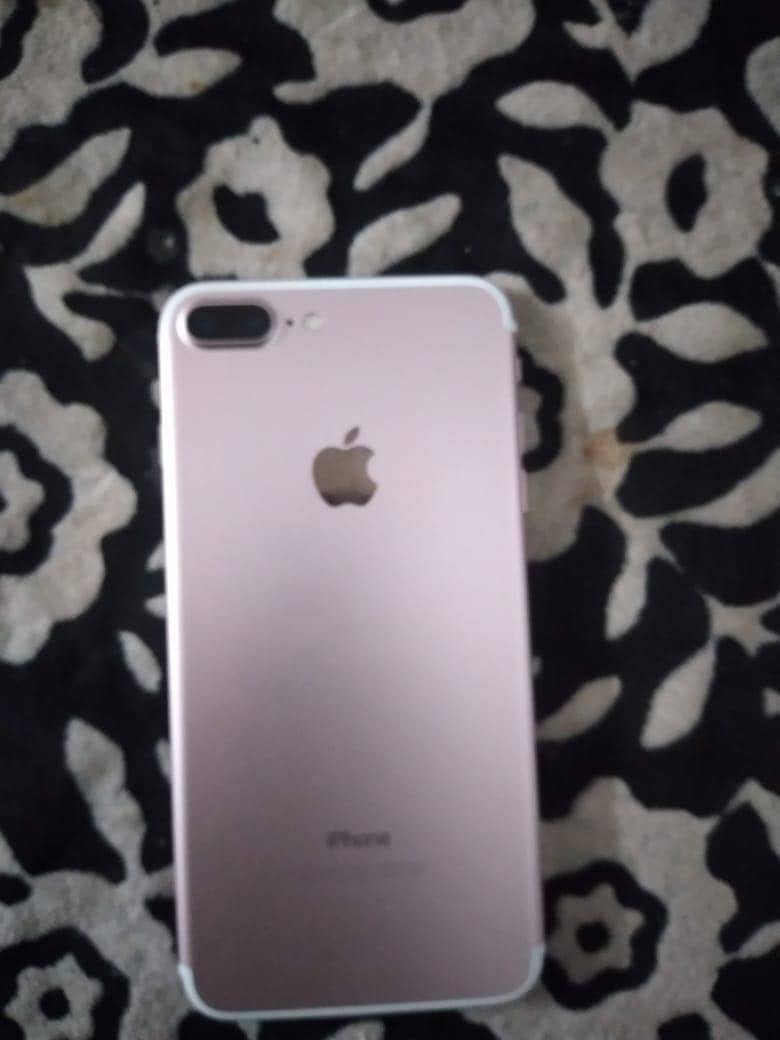 iPhone 7plus NON pta 10/10condition 1