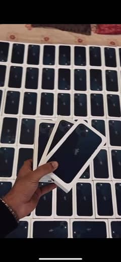 iPhone13 (BoxPack)
