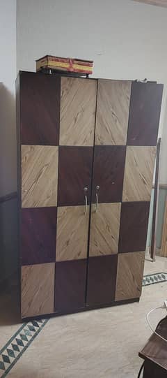 looking to sale wardrobes
