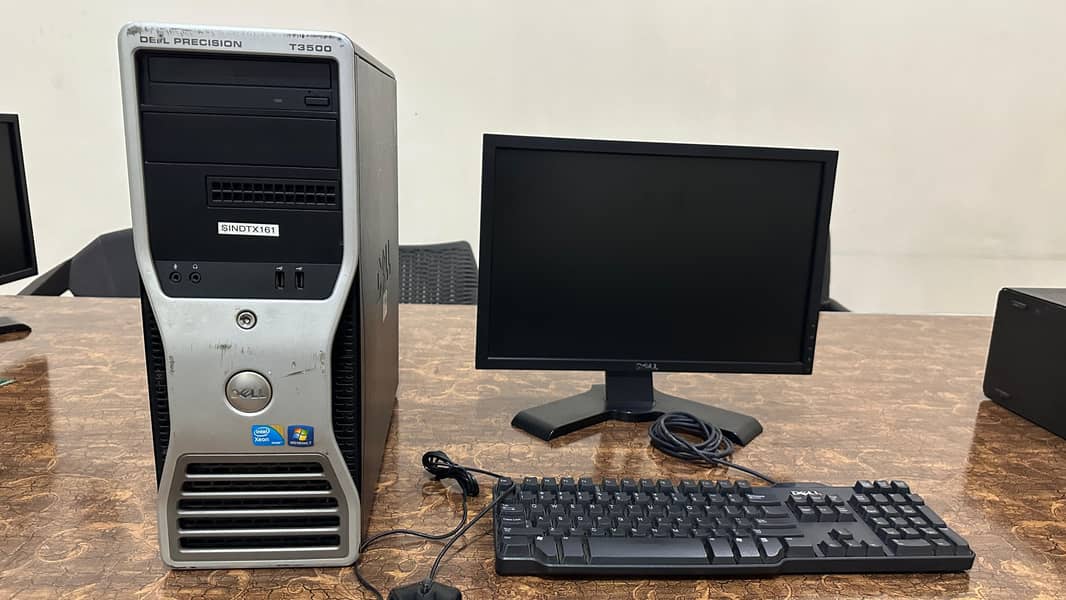 Dell precision T3500 Workstation  with lcd mouse keyboard 0