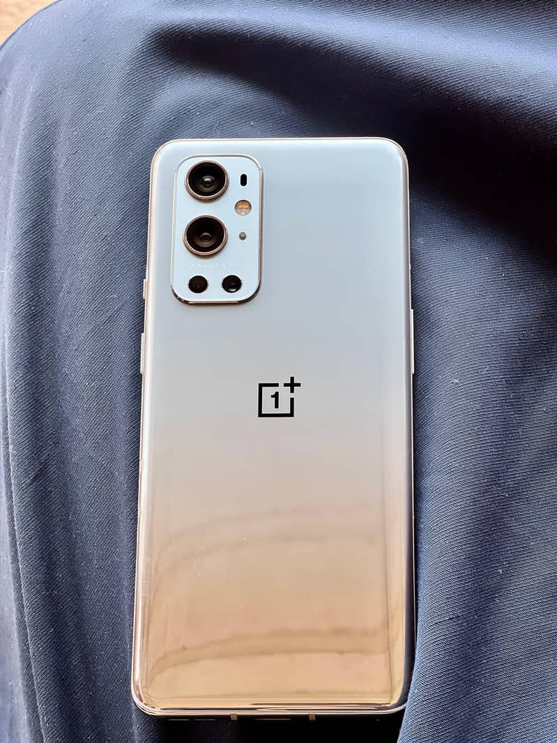 One plus 9 pro condition 10/10 all okay more details come inbox 2