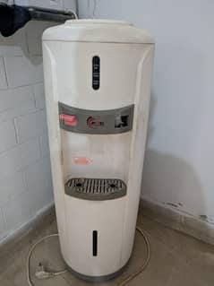Water dispenser
