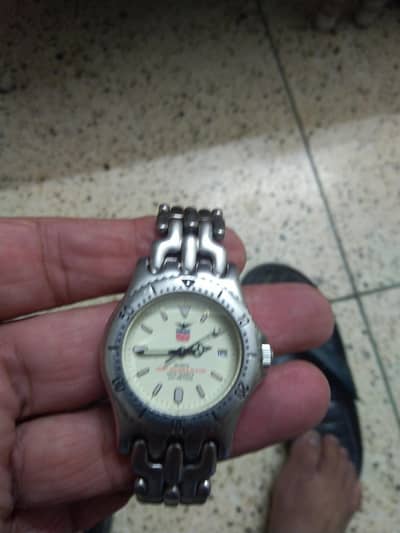 ELGIN Watch 200 MTR  Stanless Steel Made in USA,