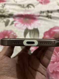 Want to sell my phone 100 battery 80/90 battery cycle
