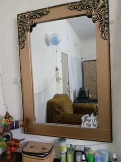 dressing table wooden