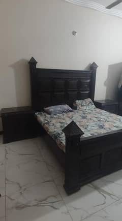 wooden bed (read description) Urgent selling, NEGOTIABLE