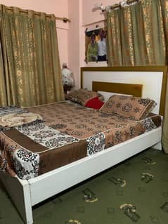 Bed & Dressing Table for Sell