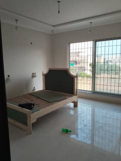 1 kanal upper portion brand new with gas rent out