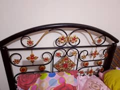 iron bed  for sell 