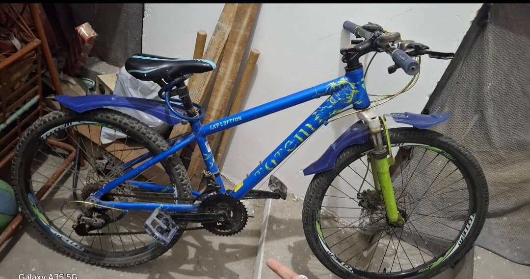 The cycle is used but rhe cycle is in very good condition. 0