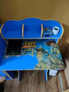 Kids Study Table - Normal Condition