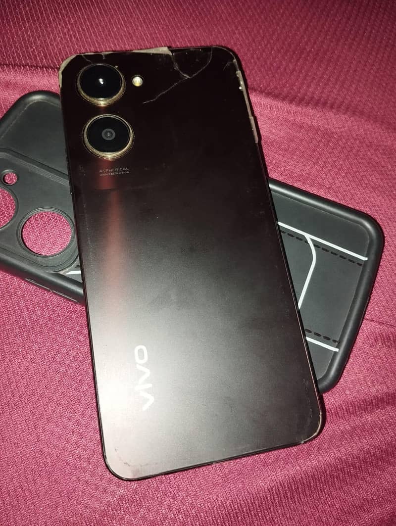 vivoy18 new condition only 4month used 10 by 10 condition 0