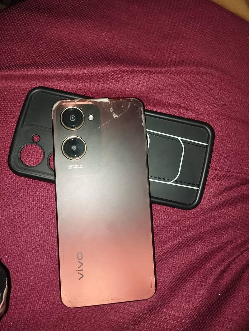 vivoy18 new condition only 4month used 10 by 10 condition 1