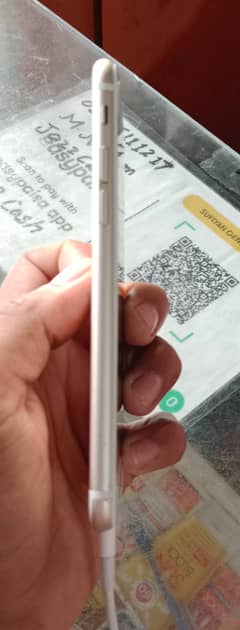 iphone 6s.     16