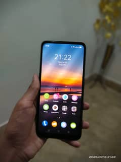 OPPO Reno 2z | 8GB RAM | Total Space 256GB. PTA approved with box.