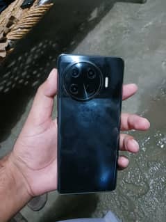 Tecno spark 20 pro plus