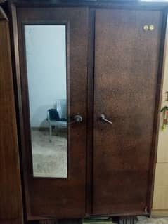 Wardrobe Dresser Cupboard