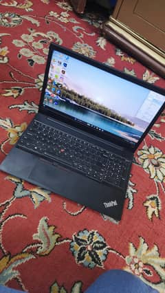 Lenovo ThinkPad E590 I7 8th 16/256gb Ssd 2Gb Radeon550X Graphic