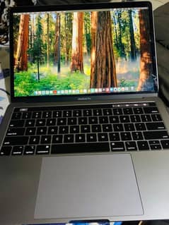 macbook pro 2019 13" core i7