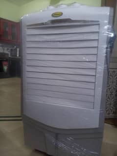 i am selling my air cooler only 2 month used