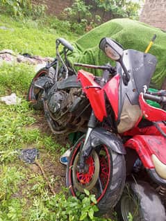 Suzuki Gixxer 400cc japanese documented frame, chessi and Biomatric.