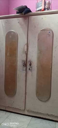 2 door Almari