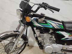 2023 model geniun condition all documents clear month 6 03102062875