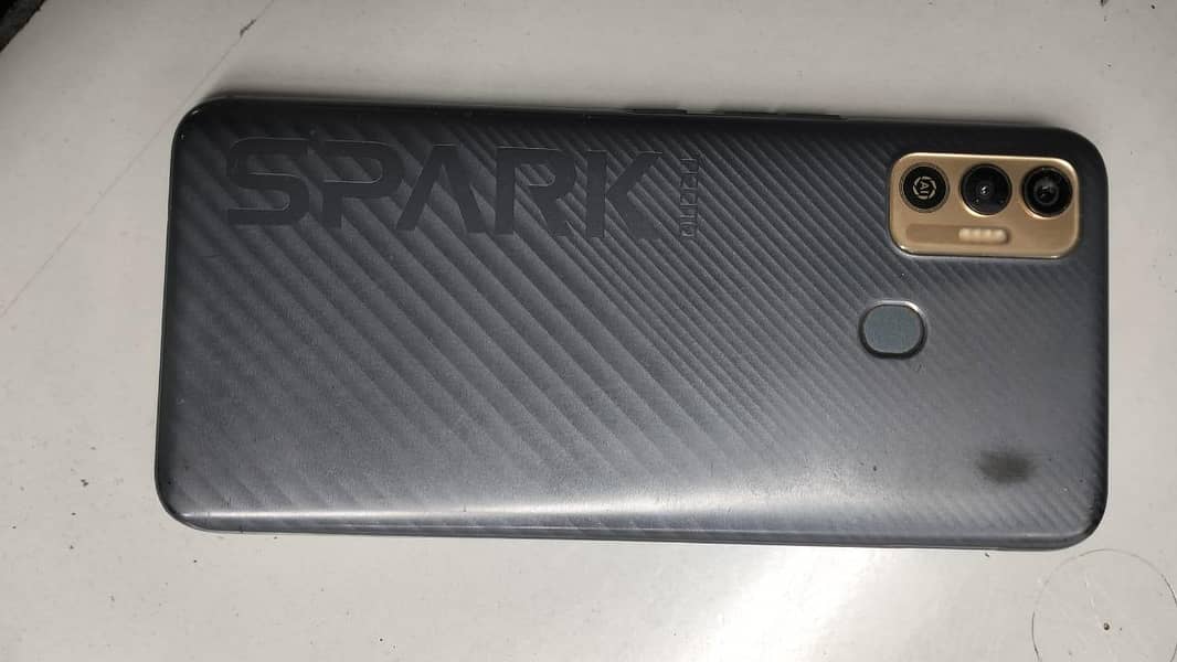 tecno  spark  7t full box no open no reper 2