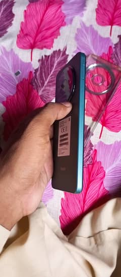 Redmi A3x 4/128 Complete box hai  warrty bie abi hai