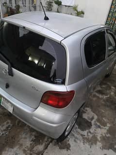 Toyota Vitz FL 1.0