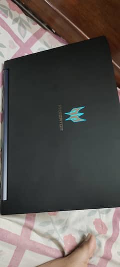 Acer Predator Triton 500 | RTX 2060 | i7 9g |32gb ram|1TB NVME| 144hz