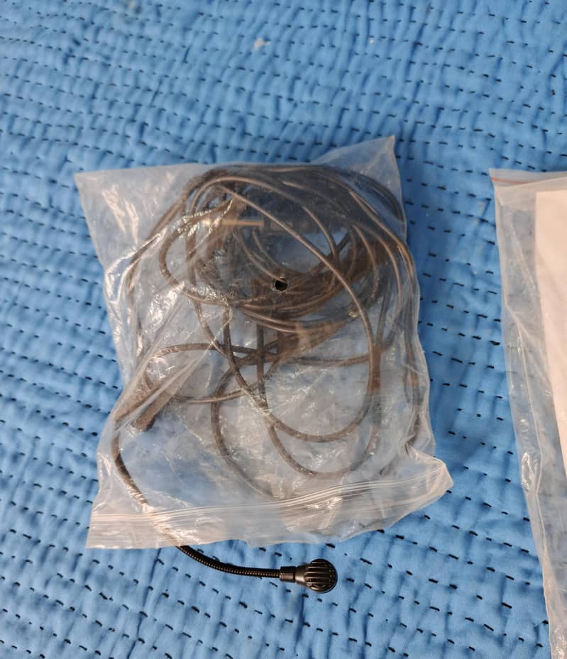 Audionic speaker good condition exchange possible with mobile 2