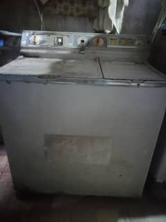 Washing machine with Dryer
