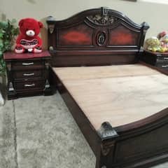 Wooden Double Bed with Side Tables for Urgent Sale – Elegant Design