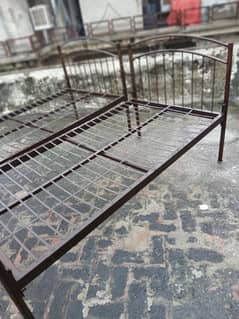 iron bed  2