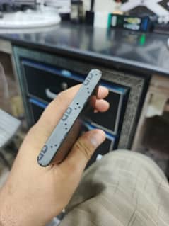 Samsung s22ultra non pta 4month sim working all ok just mobile ha