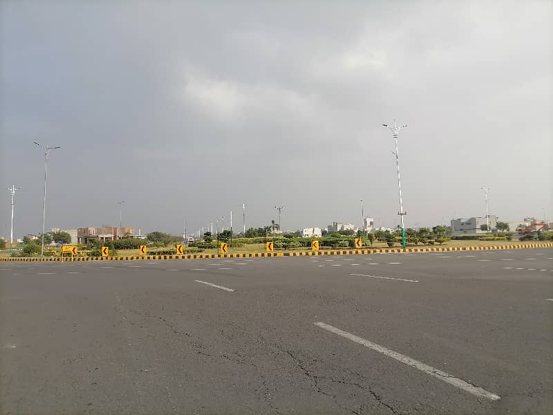 Spacious Residential Plot Is Available For sale In Ideal Location Of DHA Phase 8 - Block U 3