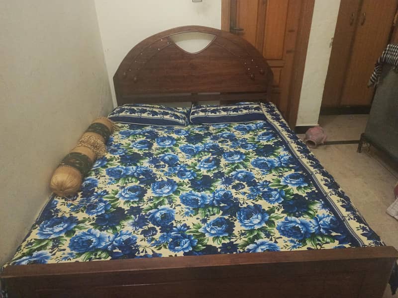 used bed 0