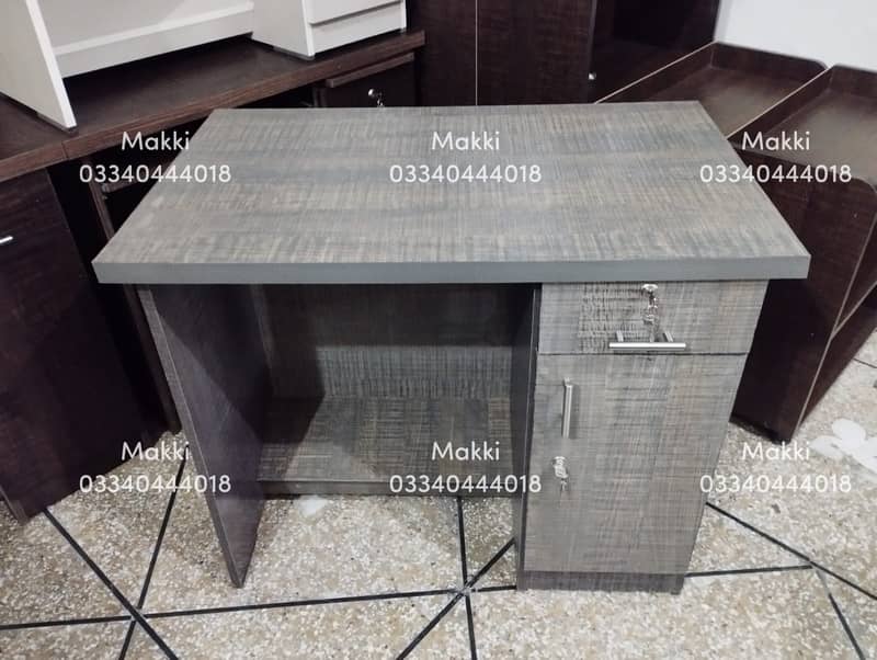 Computer tables/Office tables/Laptop tables/Study tables/Tables 9