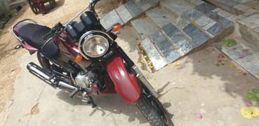 yahama ybr 125 g red colour geniun condition