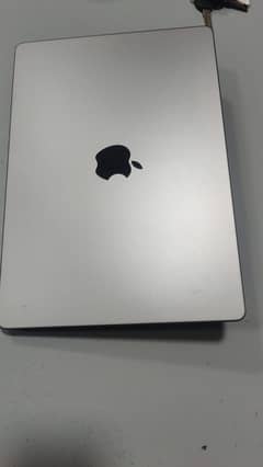 Macbook Pro M4  | 14-inch | Ram 16Gb | Storage 512G