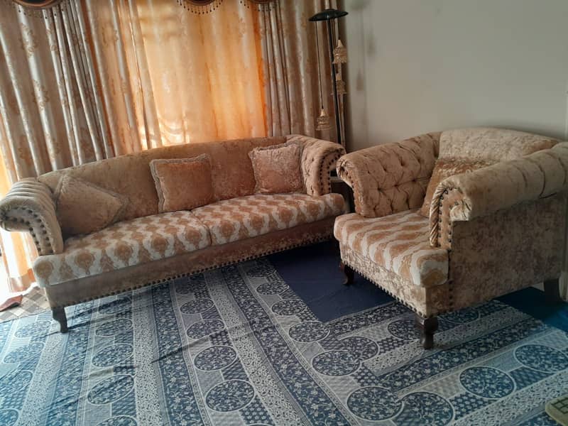 7 seater sofa set with 1 table 1