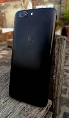 OnePlus5 8/128 PTA APPROVED
