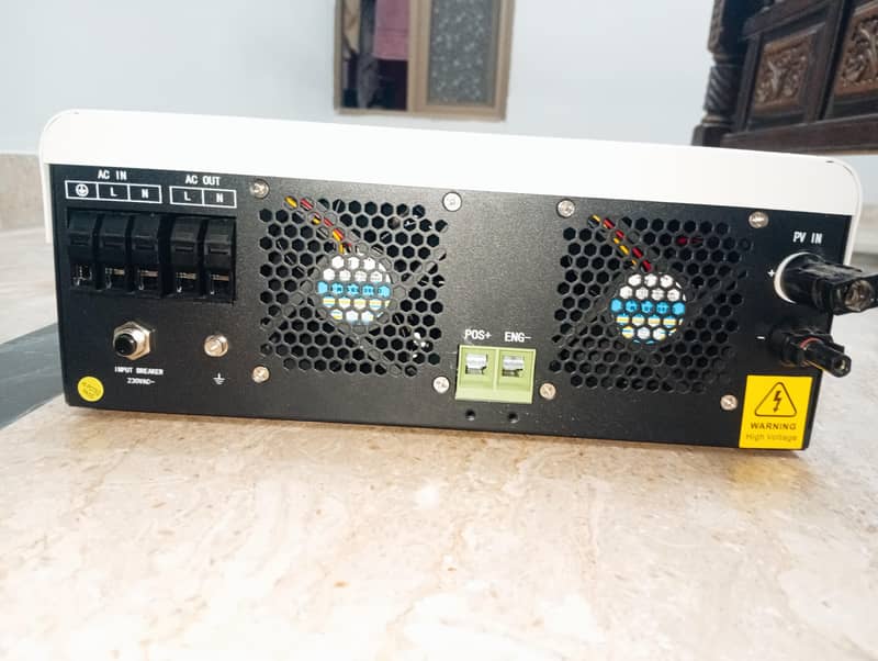 new hybrid inverter with all functions 3