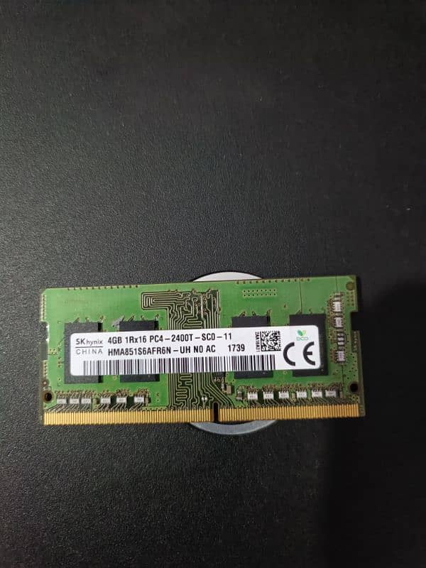 4GB DDR4 RAM 1
