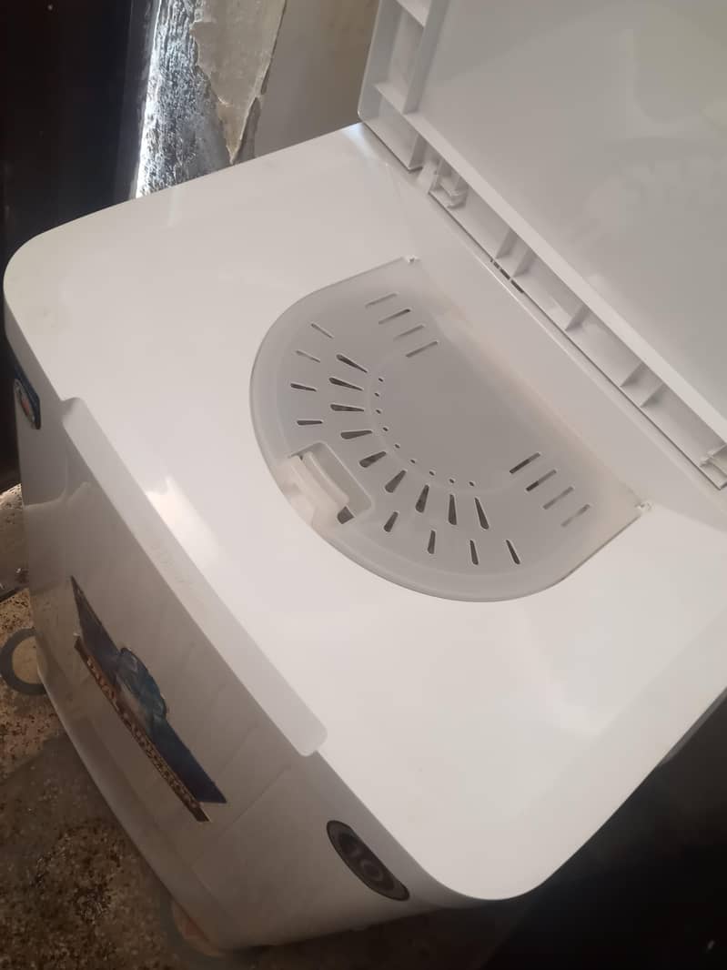 Dawlance Drayer machine dual function rinse and spin 2