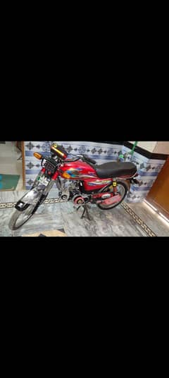 UNITED CD 70