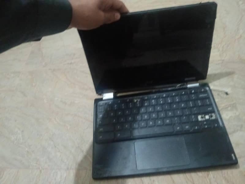 Chromebook not working use for parts only 3