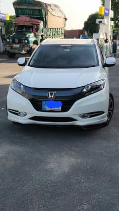 Honda vezel in good condition